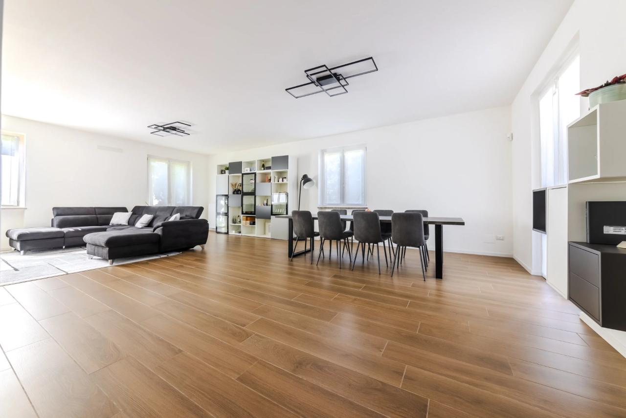 casa indipendente in vendita ad Arese