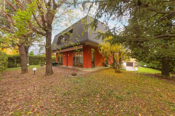 casa indipendente in vendita ad Arese