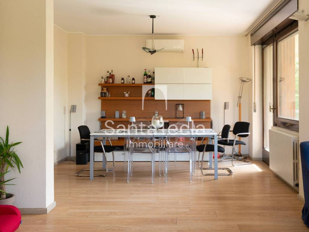 appartamento in vendita ad Arese