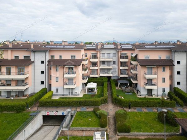 appartamento in vendita ad Arese
