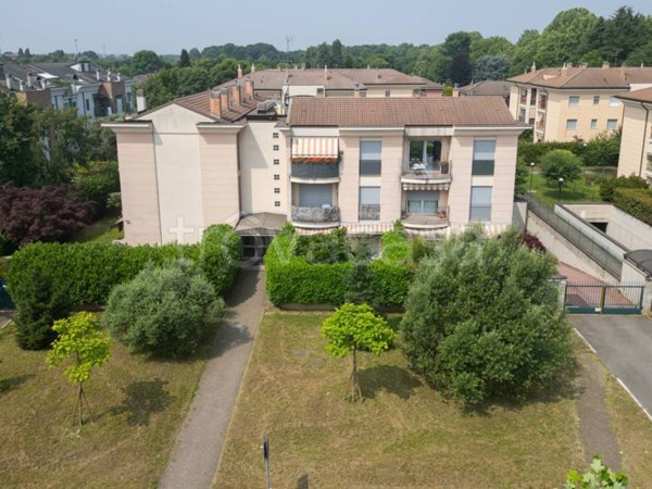 appartamento in vendita ad Arese
