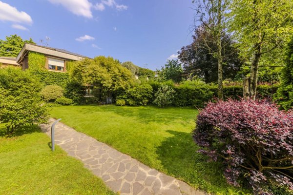 casa indipendente in vendita ad Arese