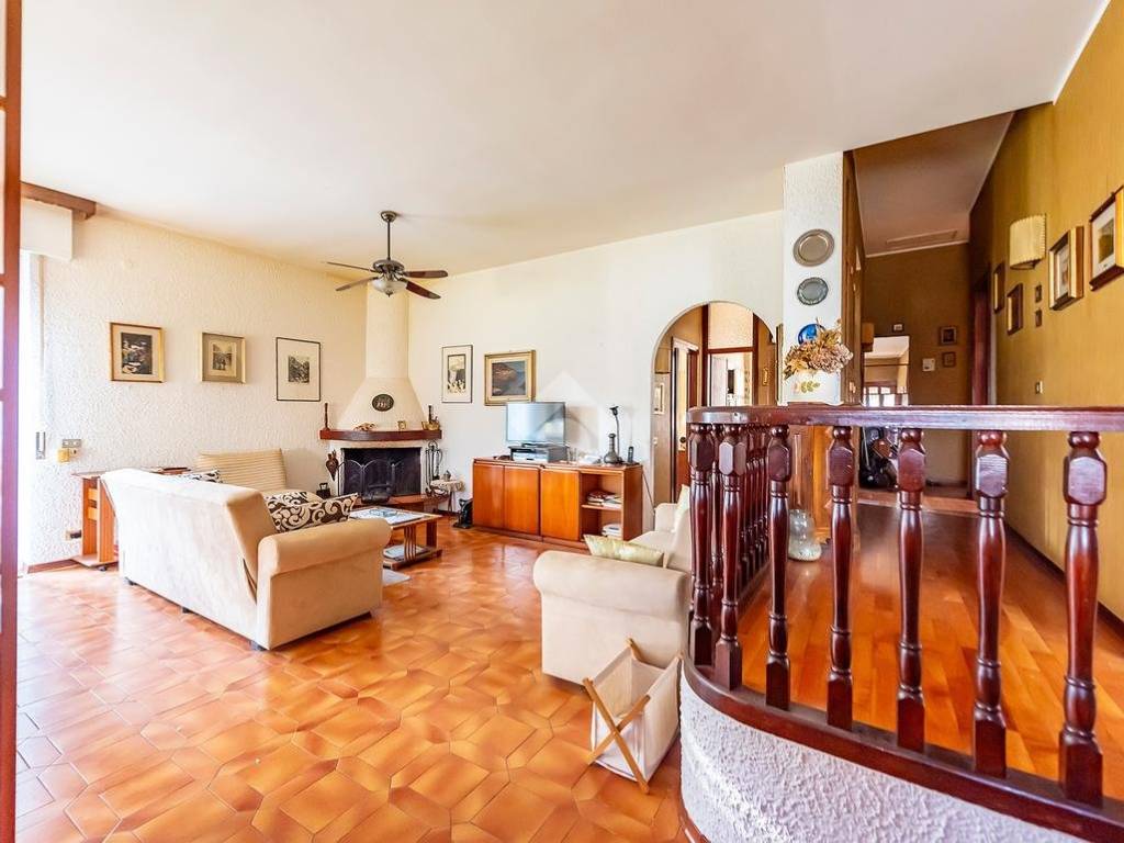 casa indipendente in vendita ad Arese