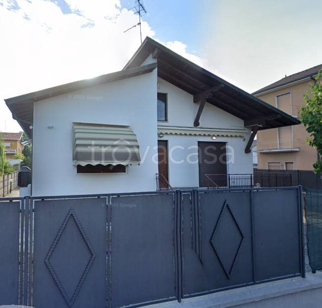 casa indipendente in vendita ad Arese