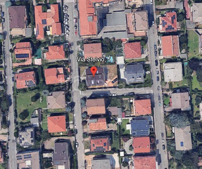 casa indipendente in vendita ad Arese