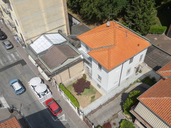 casa indipendente in vendita ad Arese