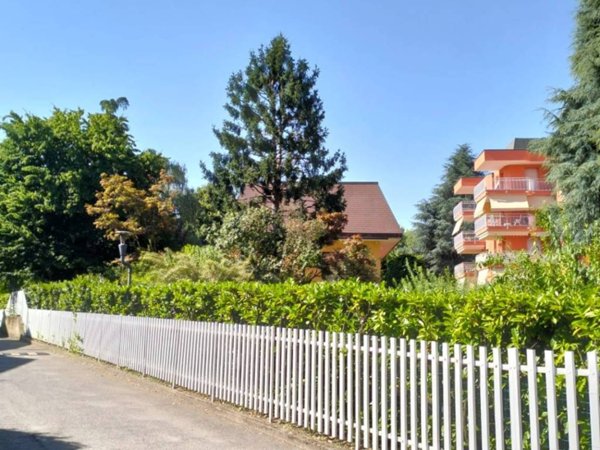casa indipendente in vendita ad Arese