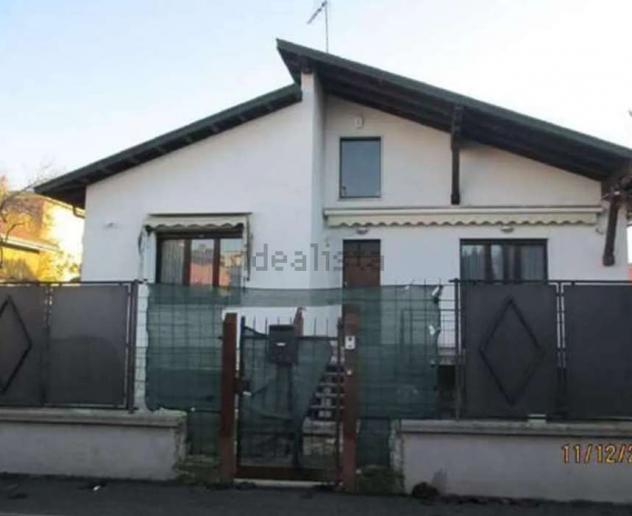 casa indipendente in vendita ad Arese