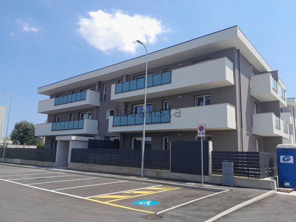 appartamento in vendita ad Arese