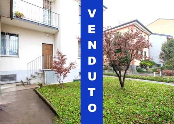 casa indipendente in vendita ad Arese