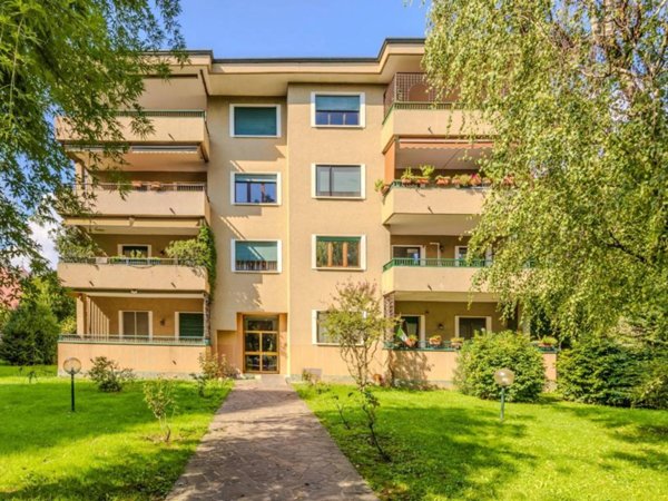 appartamento in vendita ad Arese