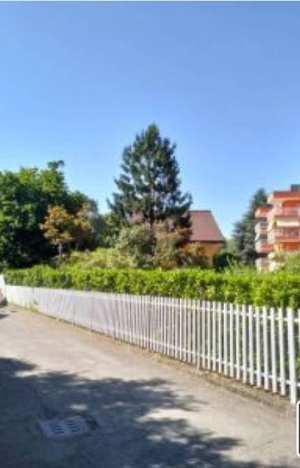 casa indipendente in vendita ad Arese