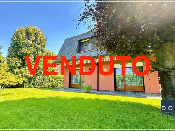 casa indipendente in vendita ad Arese