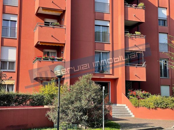 appartamento in vendita ad Arese