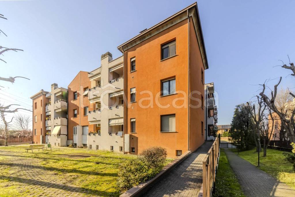 appartamento in vendita ad Arese