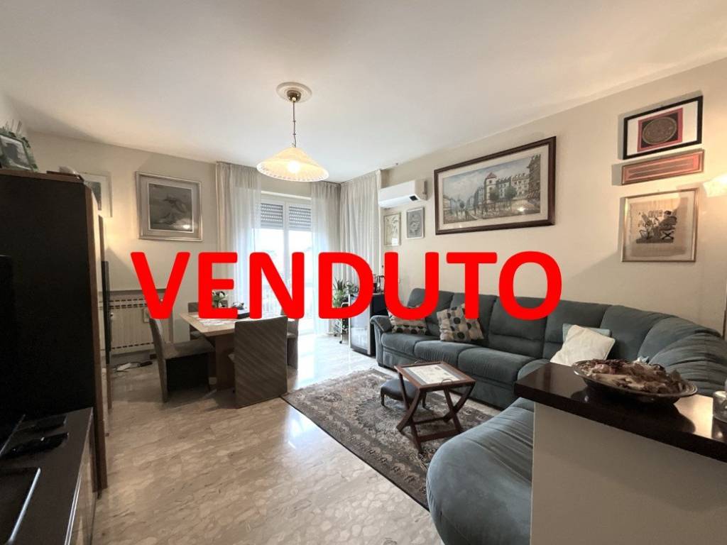 appartamento in vendita ad Arese
