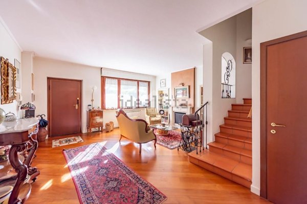 casa indipendente in vendita ad Arese