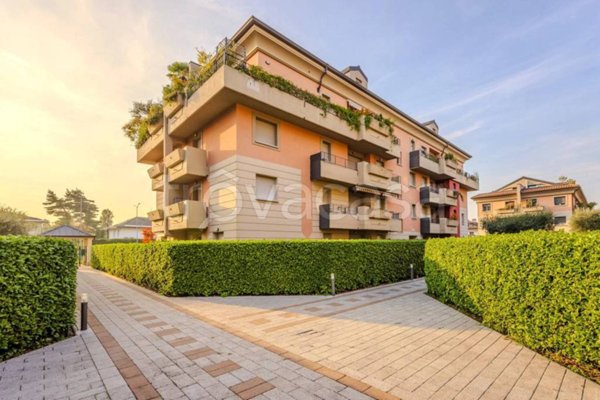appartamento in vendita ad Arese