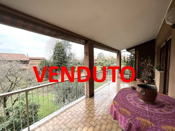 appartamento in vendita ad Arese