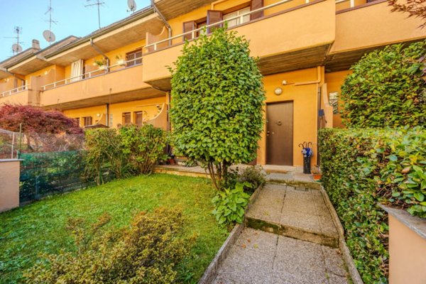 casa indipendente in vendita ad Arese