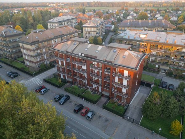 appartamento in vendita ad Arese