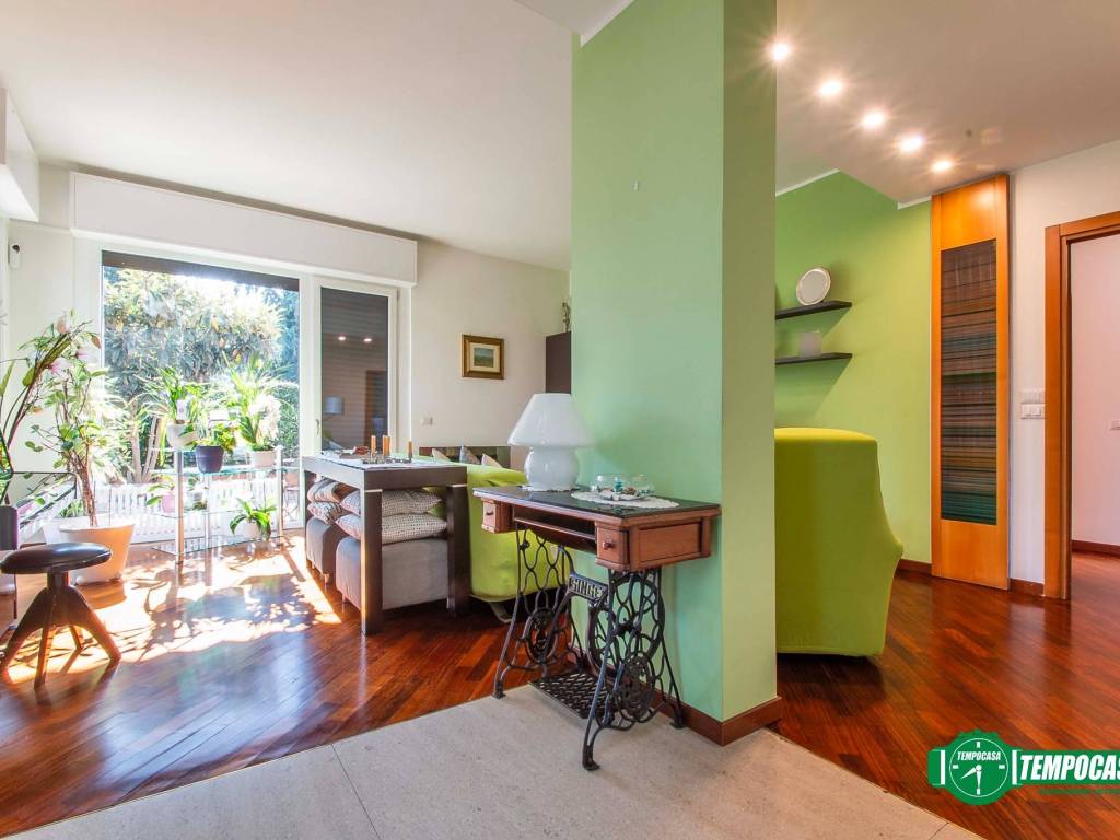 casa indipendente in vendita ad Arese