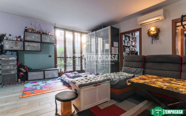 appartamento in vendita ad Arese