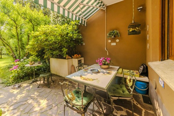 casa indipendente in vendita ad Arese