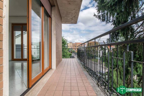 appartamento in vendita ad Arese