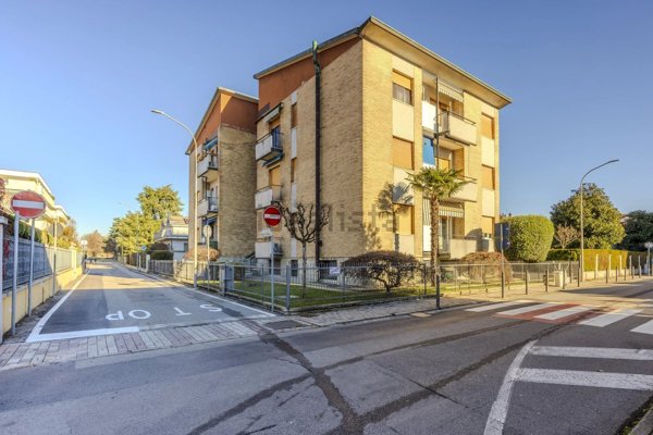 appartamento in vendita ad Arese