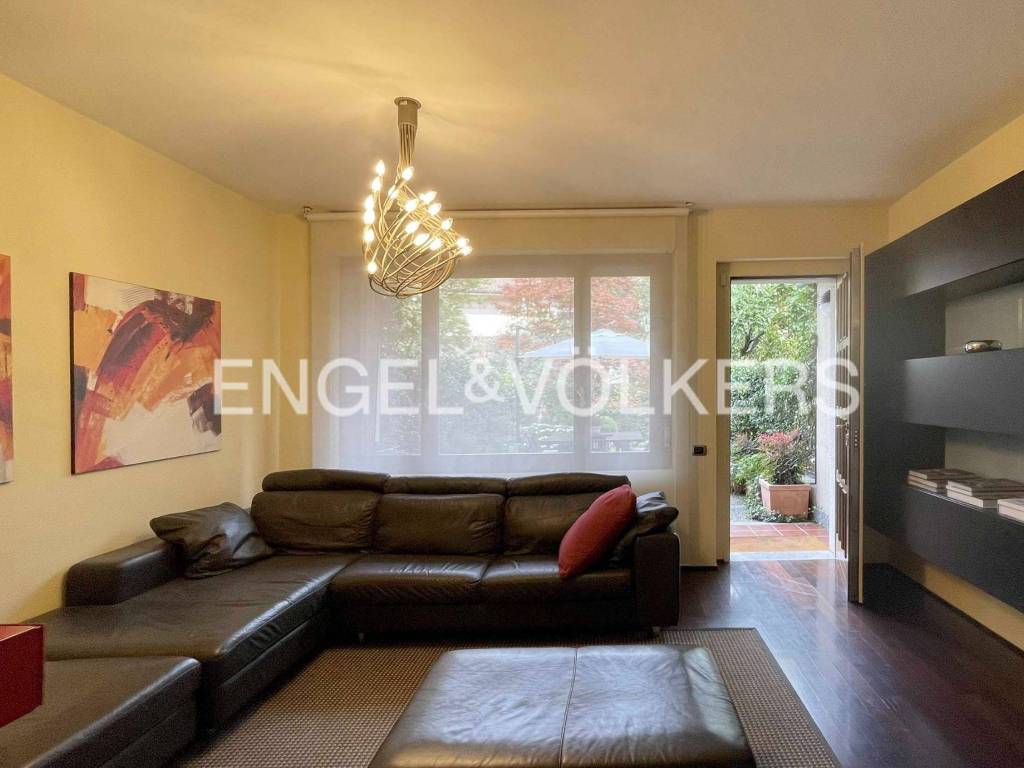 casa indipendente in vendita ad Arese