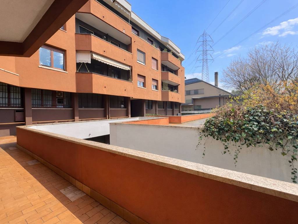 appartamento in vendita ad Arese