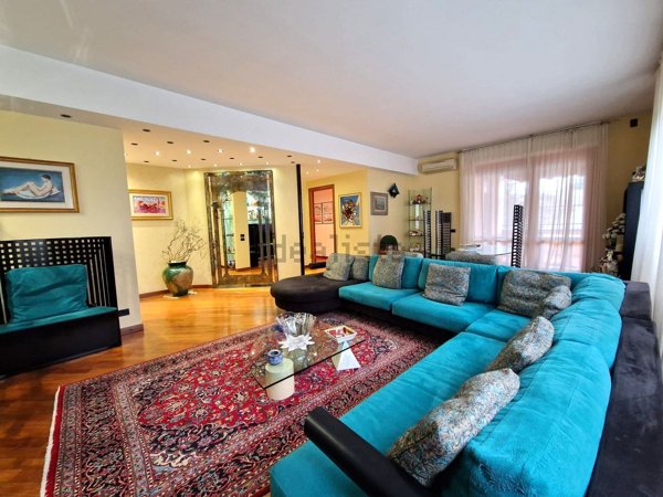 appartamento in vendita ad Arese