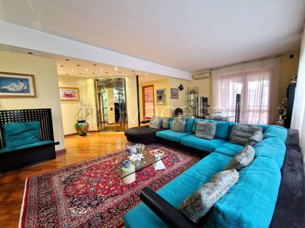 appartamento in vendita ad Arese