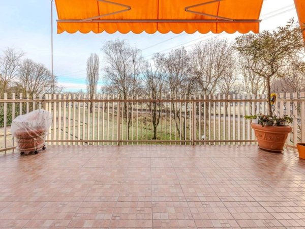 appartamento in vendita ad Arese