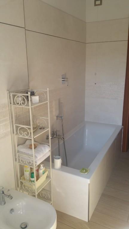 appartamento in vendita ad Arese