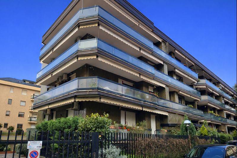 appartamento in vendita ad Arese