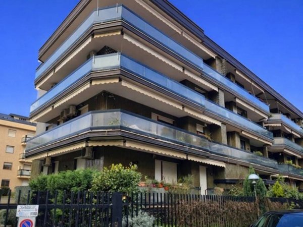 appartamento in vendita ad Arese