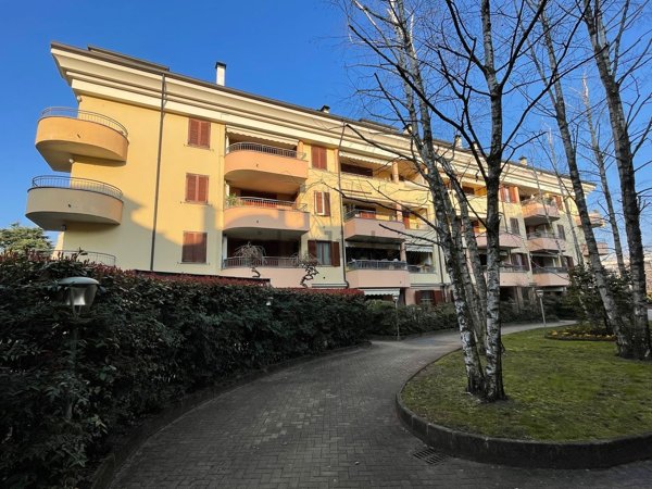 appartamento in vendita ad Arese