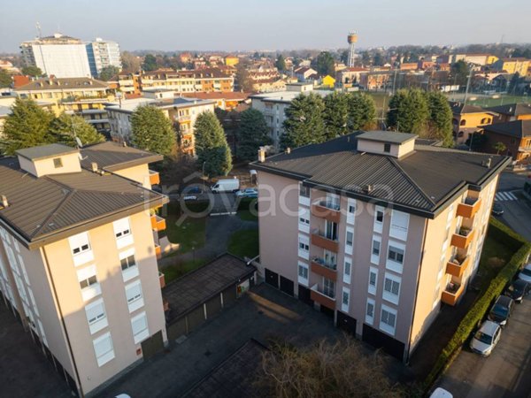 appartamento in vendita ad Arese