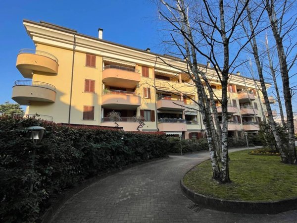 appartamento in vendita ad Arese