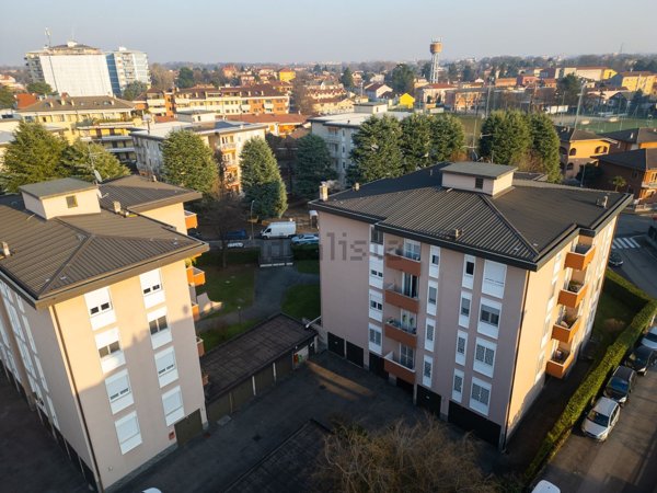 appartamento in vendita ad Arese