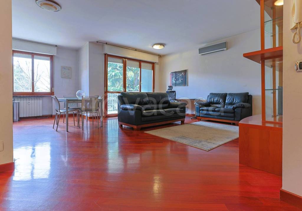 appartamento in vendita ad Arese