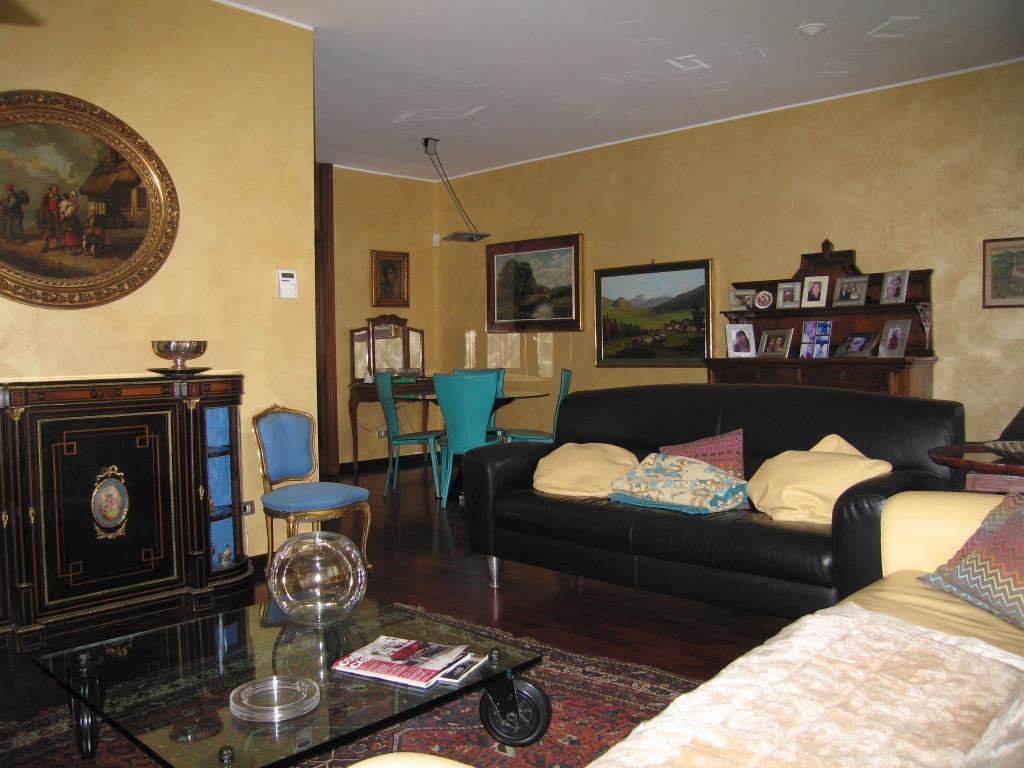 casa indipendente in vendita ad Arese