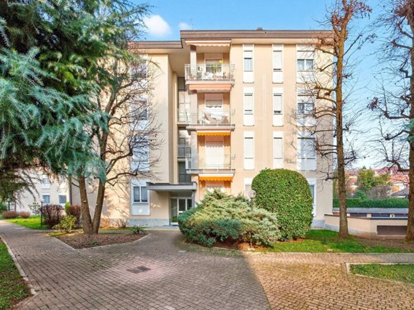 appartamento in vendita ad Arese