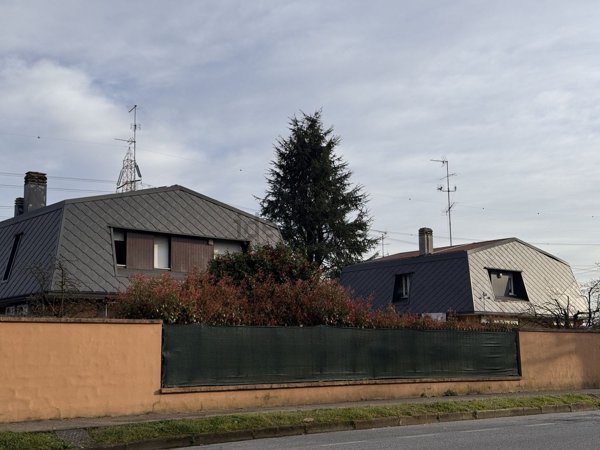 casa indipendente in vendita ad Arese