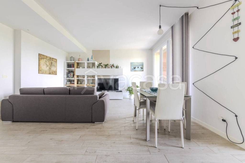 appartamento in vendita ad Arese