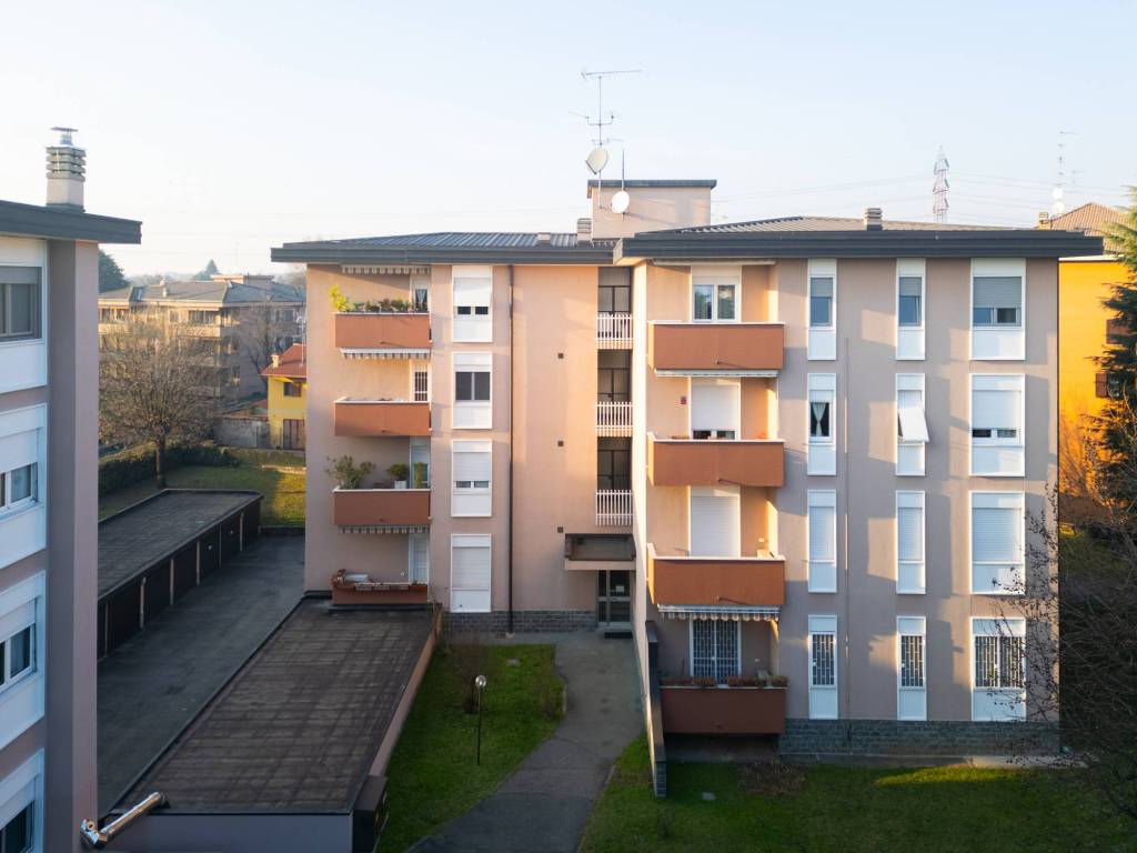 appartamento in vendita ad Arese