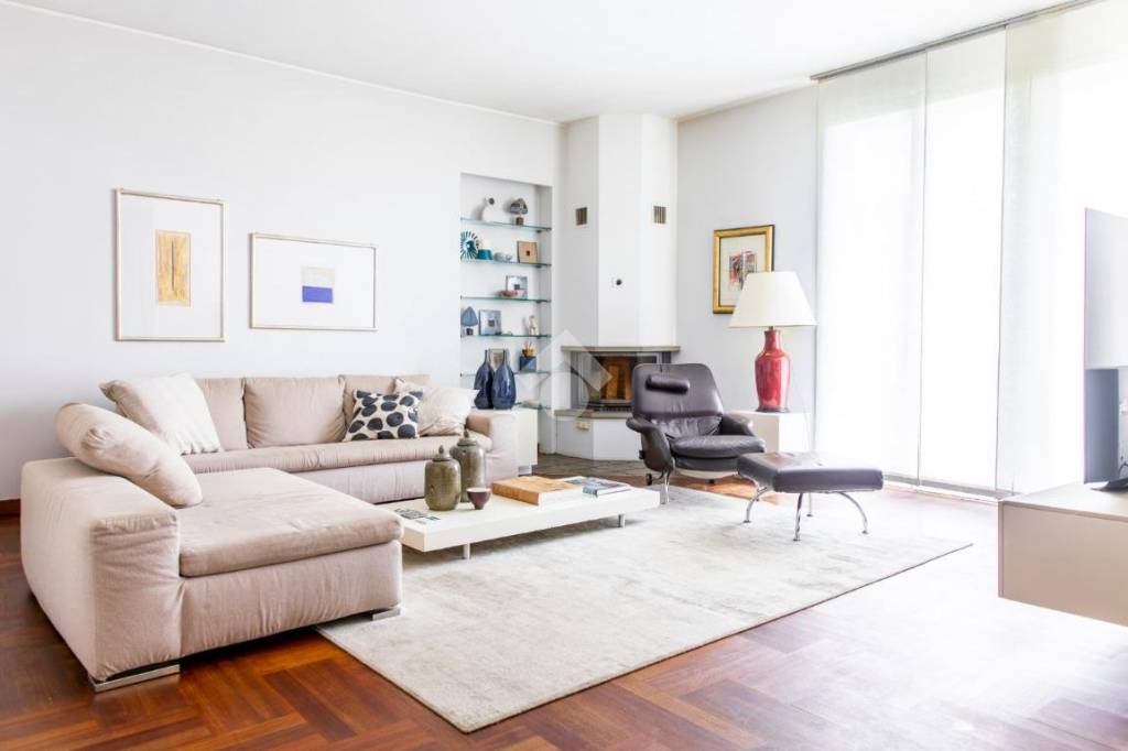 casa indipendente in vendita ad Arese