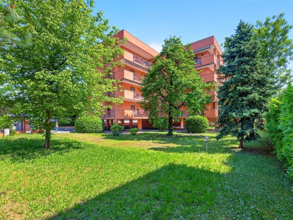 appartamento in vendita ad Arese